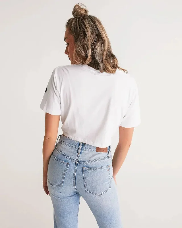 WHITE FLITE Women's Twist-Front Cropped Tee