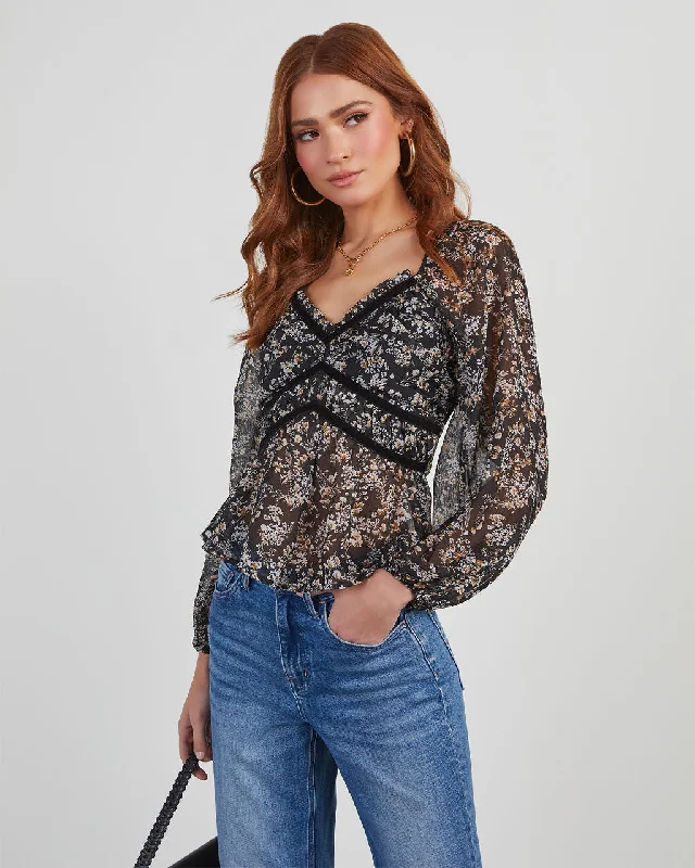 Love Charm Velvet Trim Floral Blouse