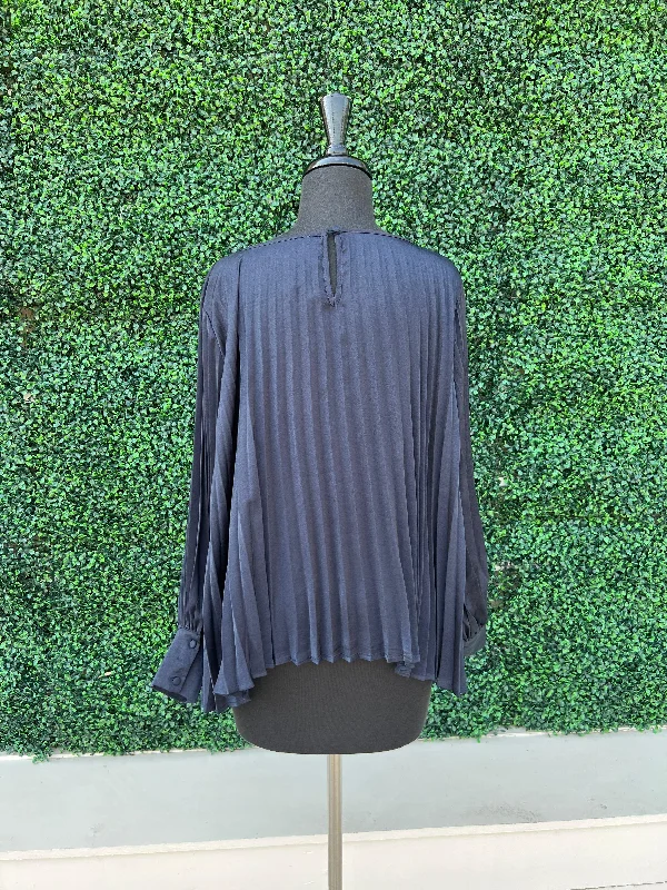 Long Sleeve Pleated Blouse